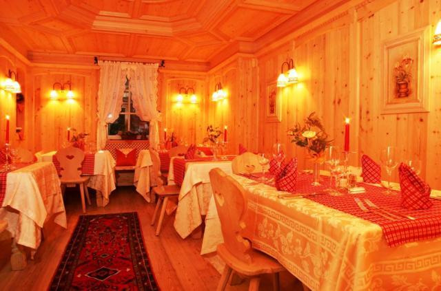 Hotel Corona Krone Selva di Val Gardena Esterno foto