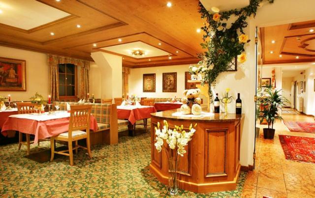 Hotel Corona Krone Selva di Val Gardena Esterno foto