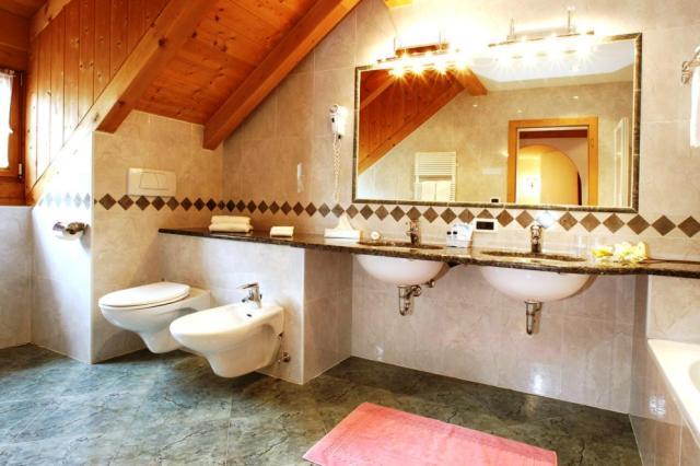 Hotel Corona Krone Selva di Val Gardena Esterno foto