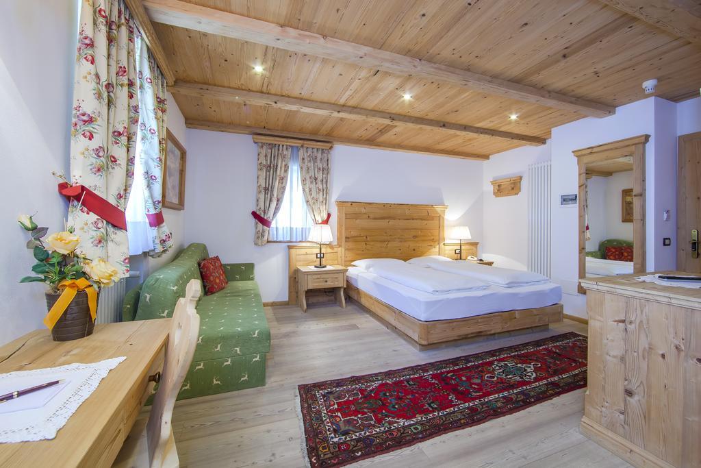 Hotel Corona Krone Selva di Val Gardena Esterno foto