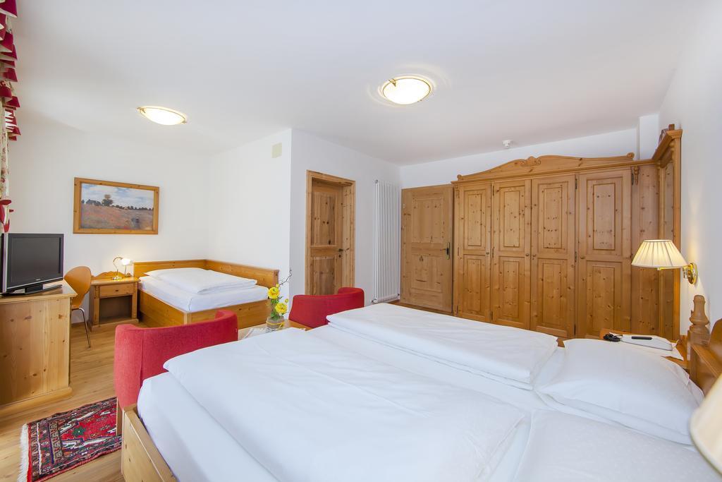 Hotel Corona Krone Selva di Val Gardena Esterno foto