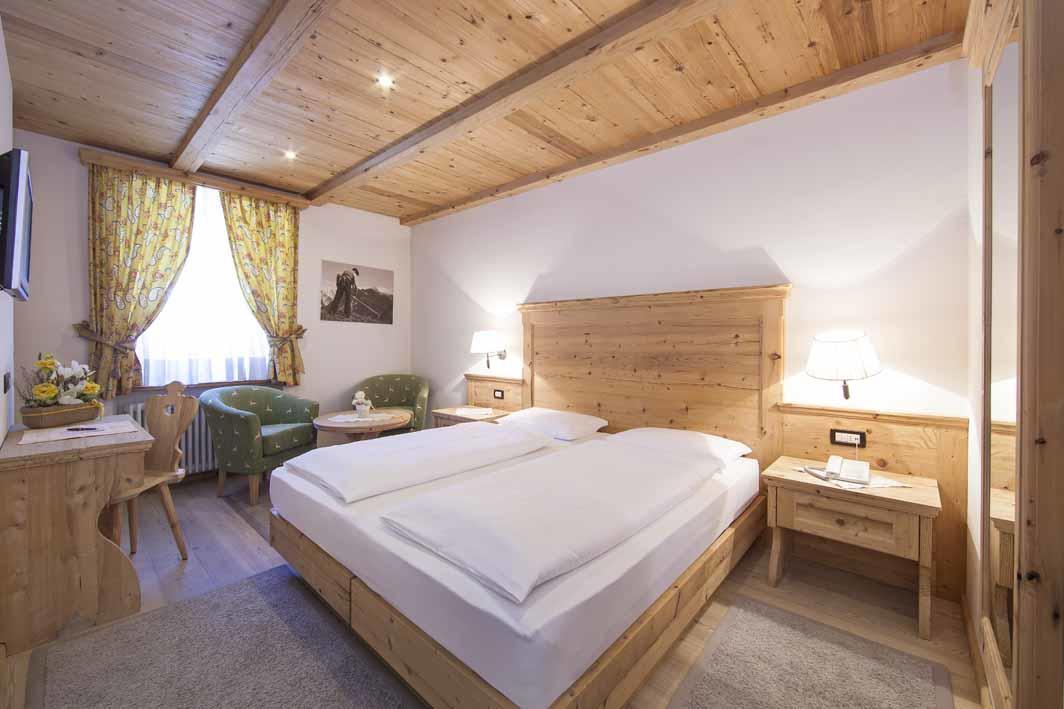 Hotel Corona Krone Selva di Val Gardena Camera foto